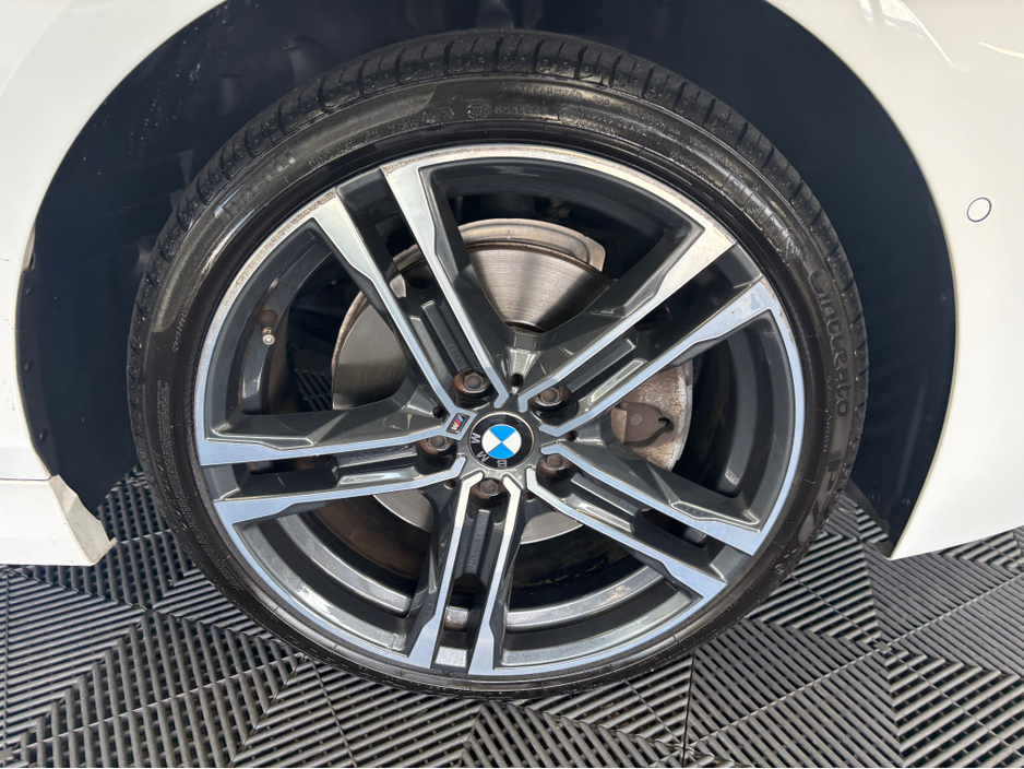 2019 BMW 1 Series - image 5