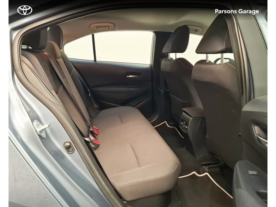 2022 Toyota Corolla COROLLA HYBRID LUNA €22,995