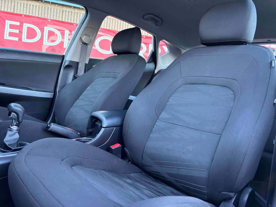 2016 Kia Ceed 1.6 EX Diesel pro-cee'd €10,000