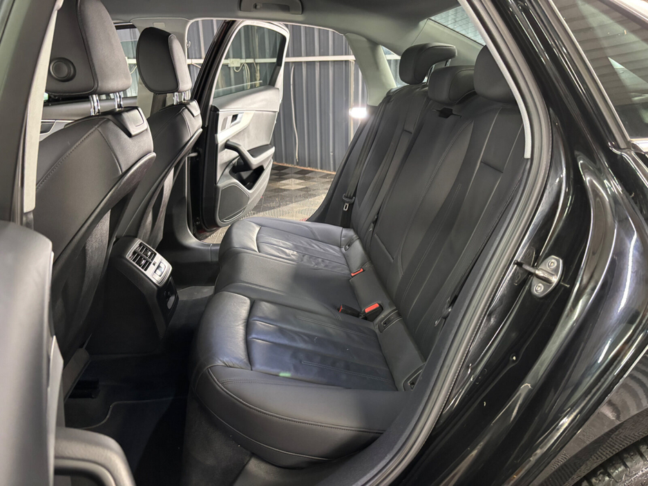 2022 Audi A4 30 TDI 136HP S Tronic SE €31,950