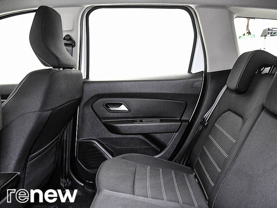 2021 Dacia Duster - image 11