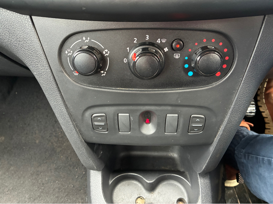 2015 Dacia Sandero ALTERNATIVE 1.5 DCI 90 4DR €6,750