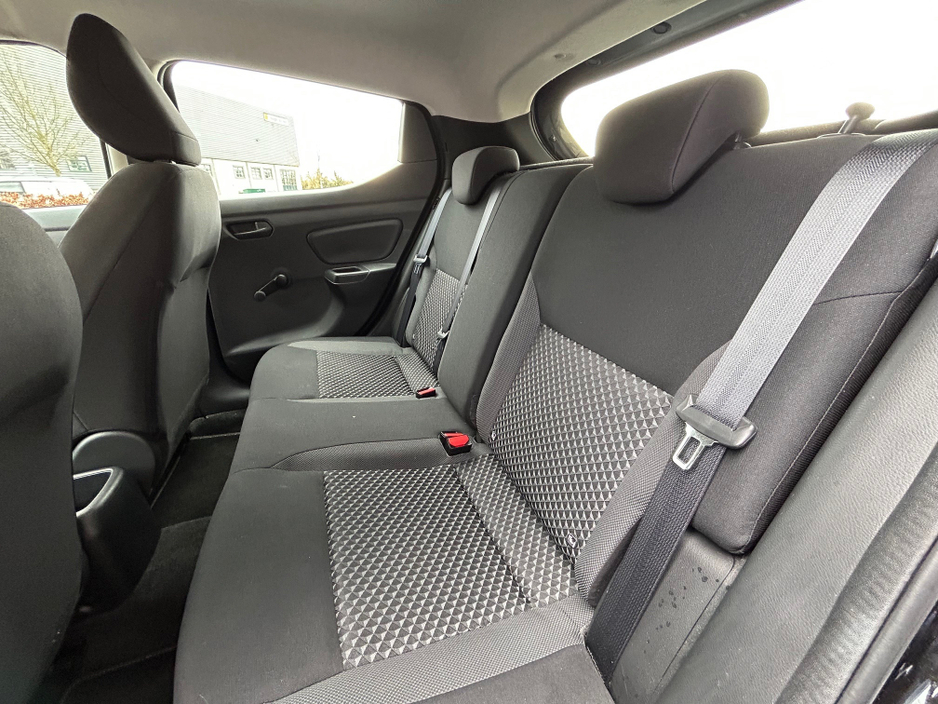 2020 Nissan Micra - image 10