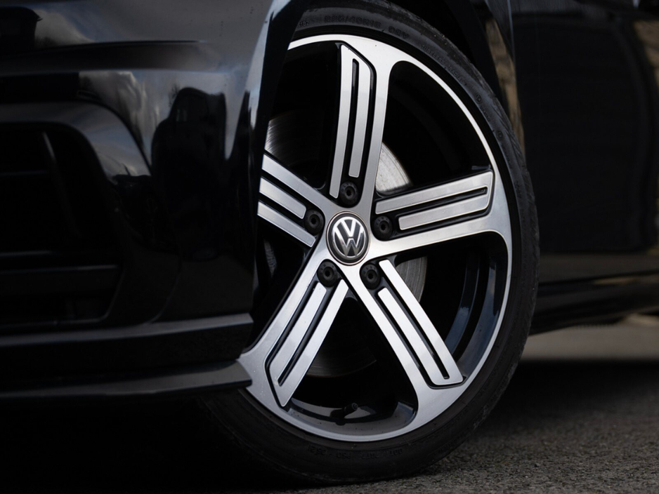 2018 Volkswagen Golf - image 9