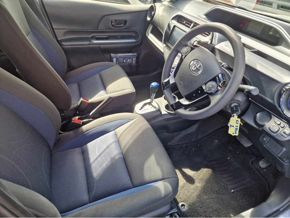 2018 Toyota Aqua - image 15