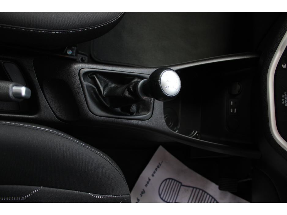 2017 Kia Picanto - image 14