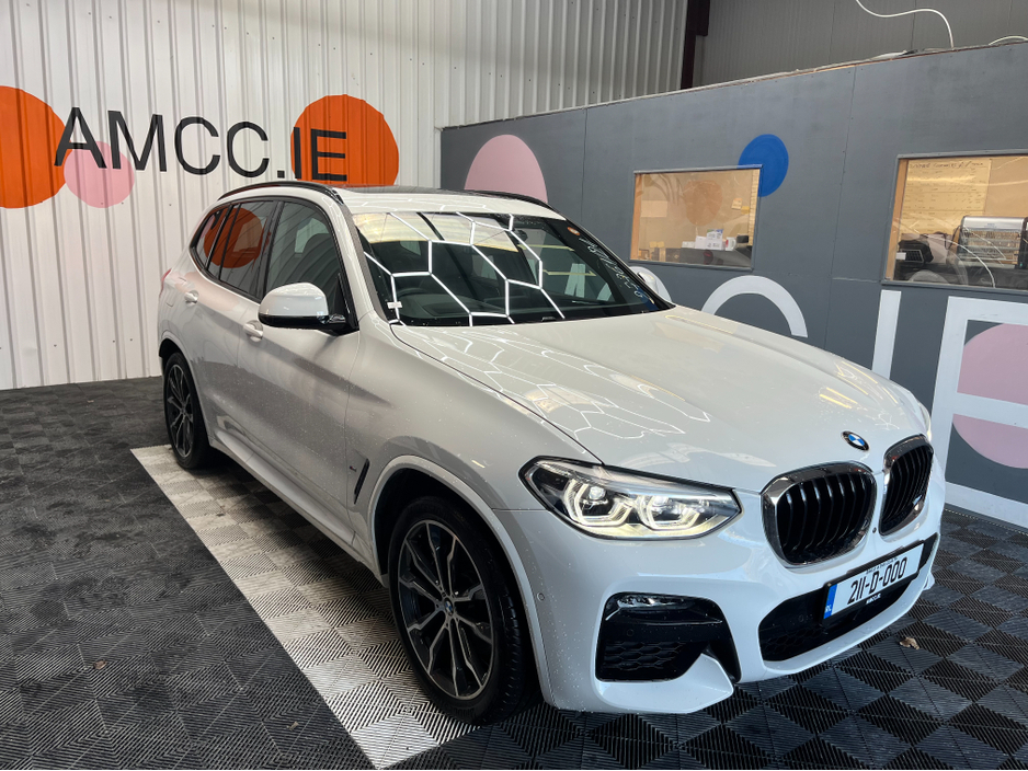 2021 BMW X3 2021 BMW X3 XDRIVE 30E M-SPORT EDITION JOY 2.0 AUTOMATIC / CRUISE CONTROL / 360° PARKING CAMERA / ELECTRIC MEMORY & HEATED SEATS / PADDLE SHIFTERS / PANORAMIC SUNROOF / APPLE CARPLAY