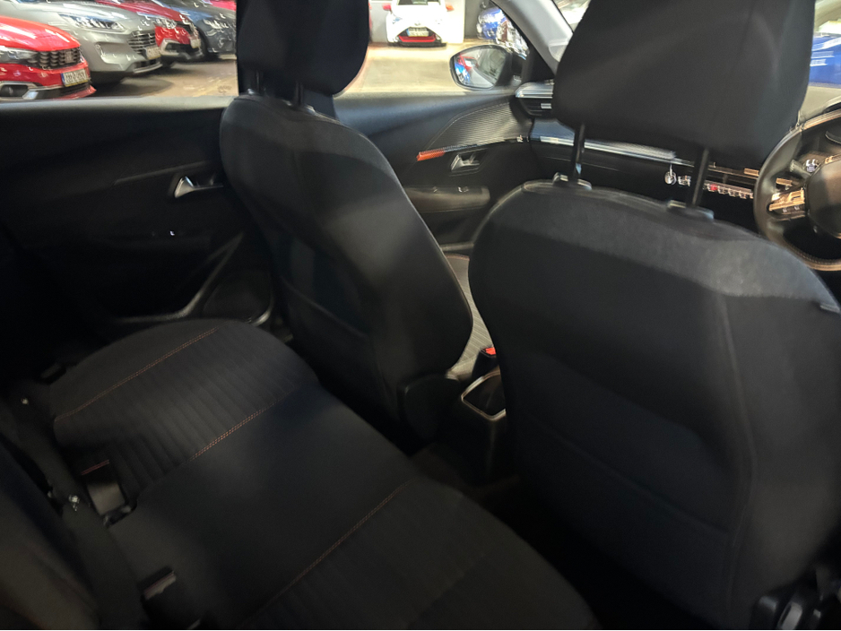 2023 Peugeot 208 ACTIVE 1.2 75 6.4 4DR €14,999