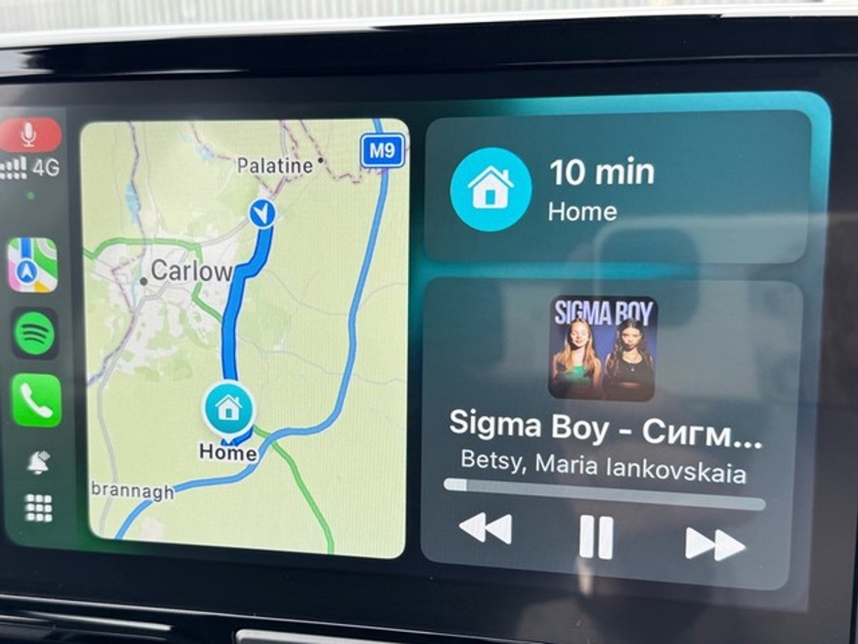 2023 Toyota C-HR - image 13