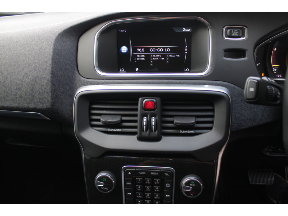 2016 Volvo V40 2.0D4 SPORT 5DR HATCHBACK AUTO HUGE SPEC  // 1 OWNER CAR // AS NEW CONDITION THROUGHOUT // BUY WITH CONFIDENCE AA AND SIMI APPROVED DEALER 2025 // FINANCE ARRANGED // €14,950