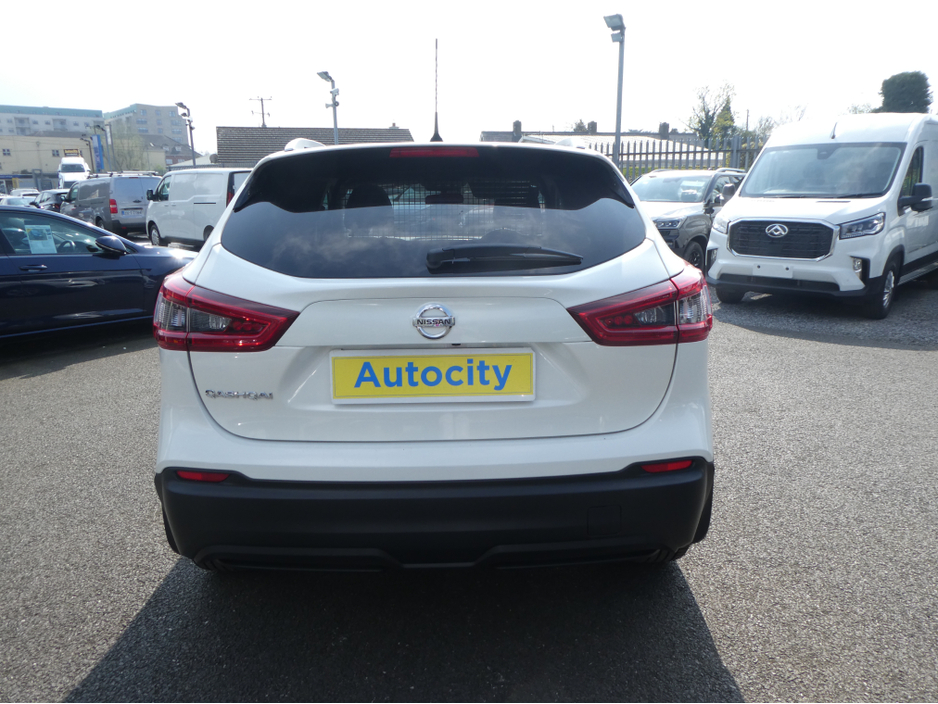 2021 Nissan Qashqai DSL SE VAN MY20 4DR plus vat €15,650