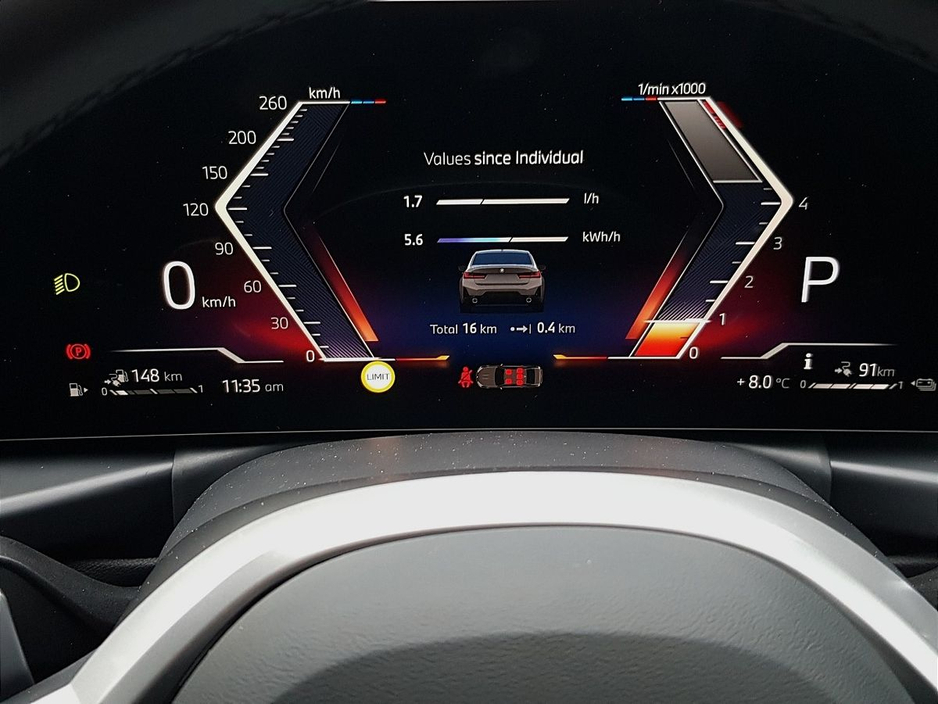 2026 BMW 3 Series - image 9