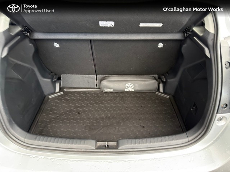 2022 Toyota Yaris 1.0 LUNA 4DR €21,950