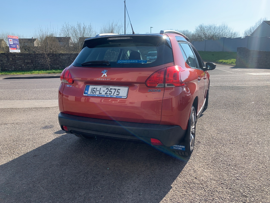 2016 Peugeot 2008 - image 4