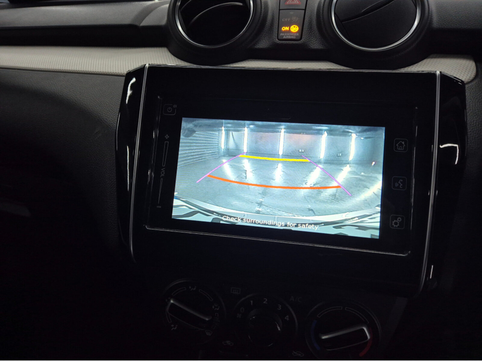 2022 Suzuki Swift - image 18