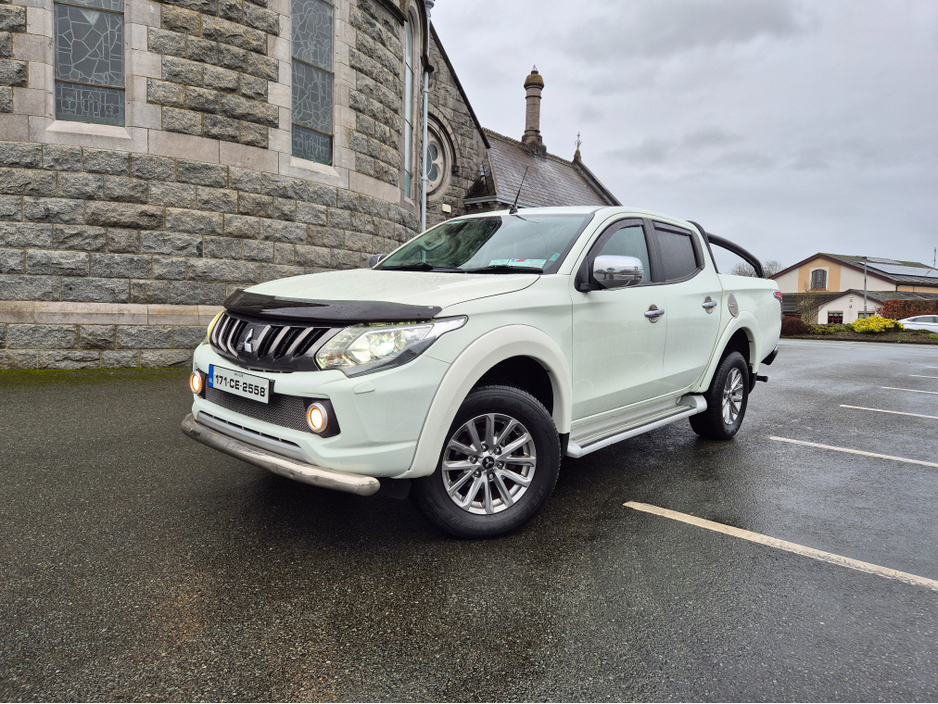 2017 Mitsubishi L200 DID BARBARIAN D/C 4WD 18 2.5 CR 4WORK 181BHP 178BHP 4DR €16,950
