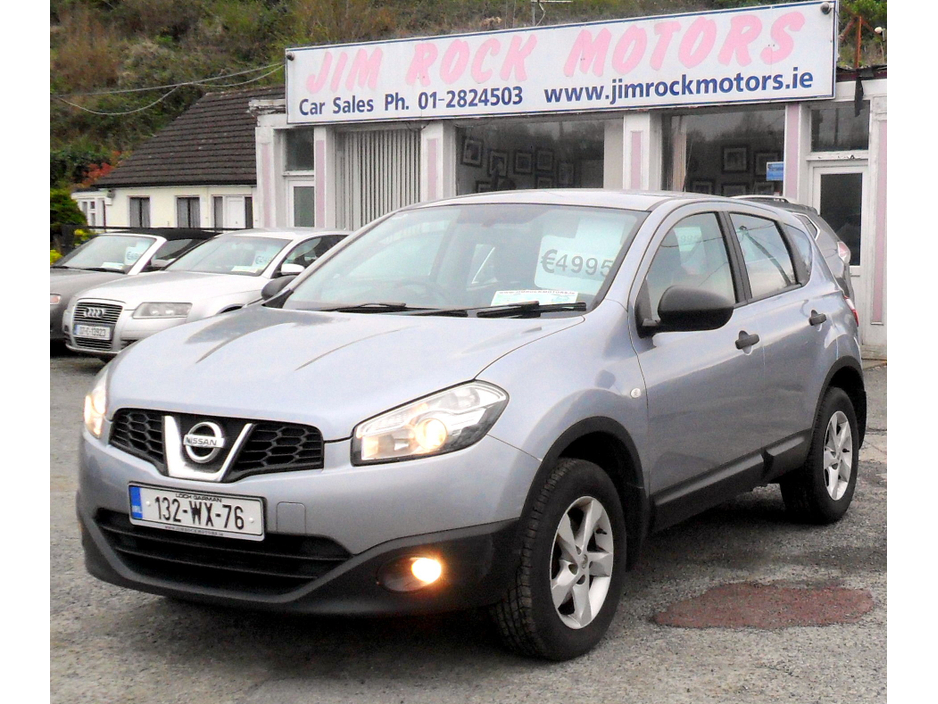 2013 Nissan Qashqai - image 3