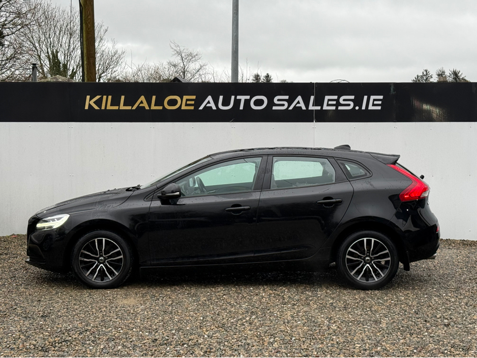 2019 Volvo V40 2.0D D3 MOMENTUM ED 5DR €13,950