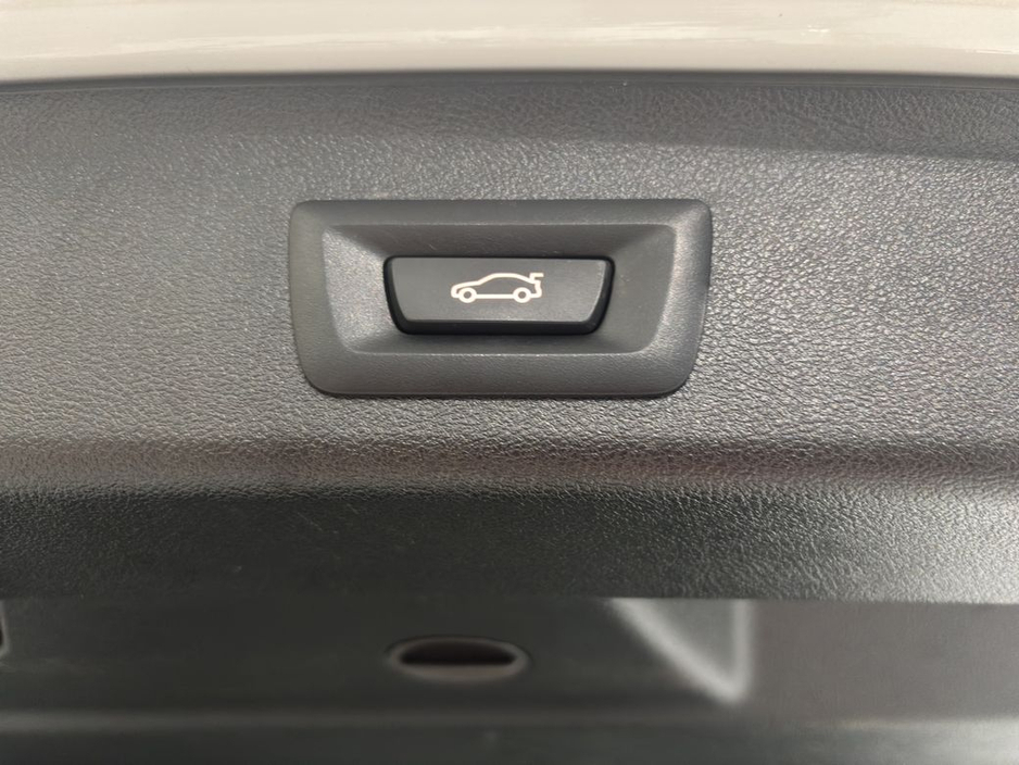 2022 BMW 5 Series “xDrive traction. M Sport attitude.” €45,888