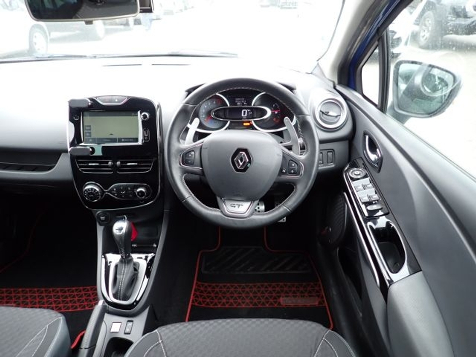 2014 Renault Clio - image 10