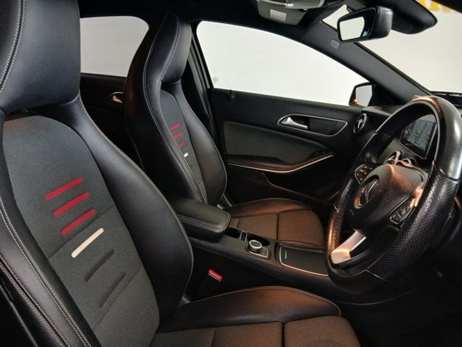 2016 Mercedes-Benz A Class - image 10