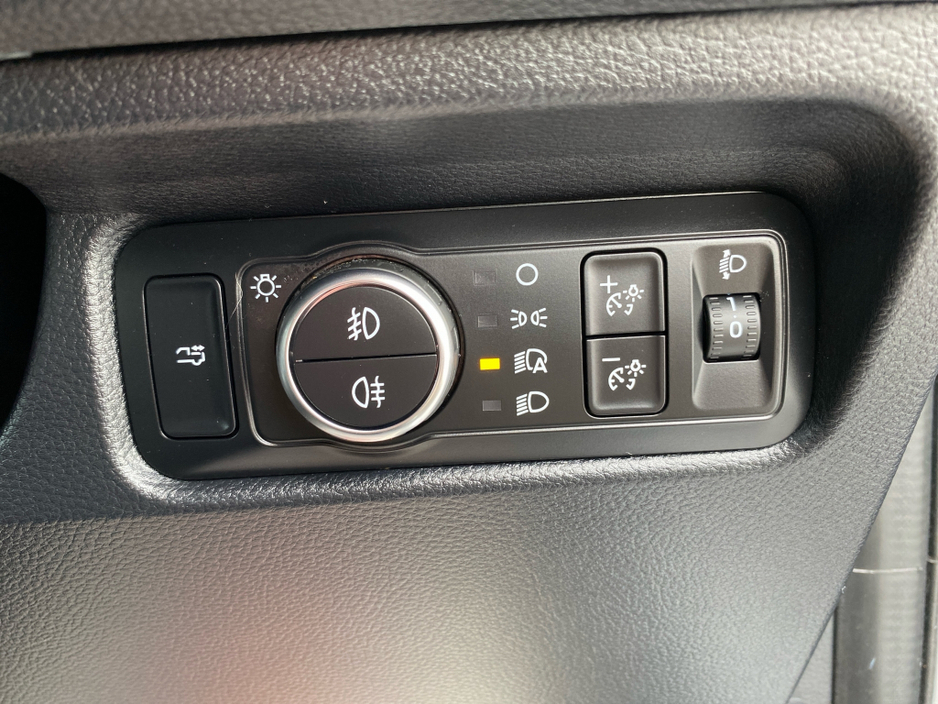 2025 Ford Ranger - image 17