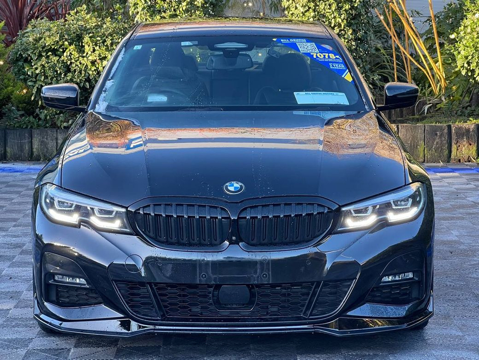 2020 BMW 3 Series 330e M-SPORT COMPETITION 2.0 HYBRID // 19" M-SPORT ALLOYS // LEATHER/SUEDE INTERIOR // DIGITAL CLUSTER €29,900