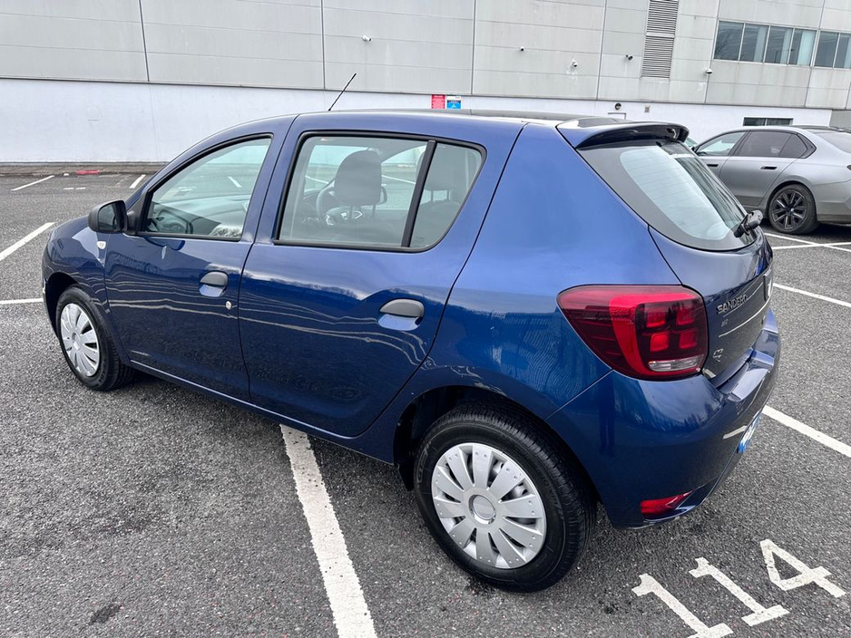 2019 Dacia Sandero - image 5
