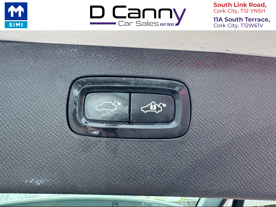 2018 Volvo XC90 - image 20