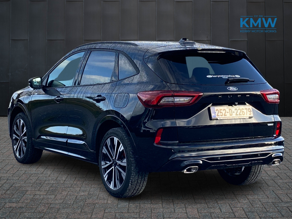 2025 Ford Kuga ST-Line 2.5 PHEV..20" wheels €42,950