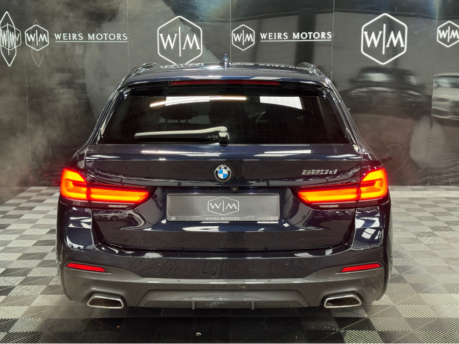 2021 BMW 5 Series 520D M SPORT EST AUTO //SUNROOF//HARMON KARDON//BMW SERVICE HISTORY €41,900