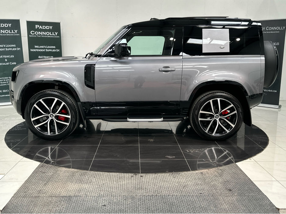 2026 Land Rover Defender - image 12