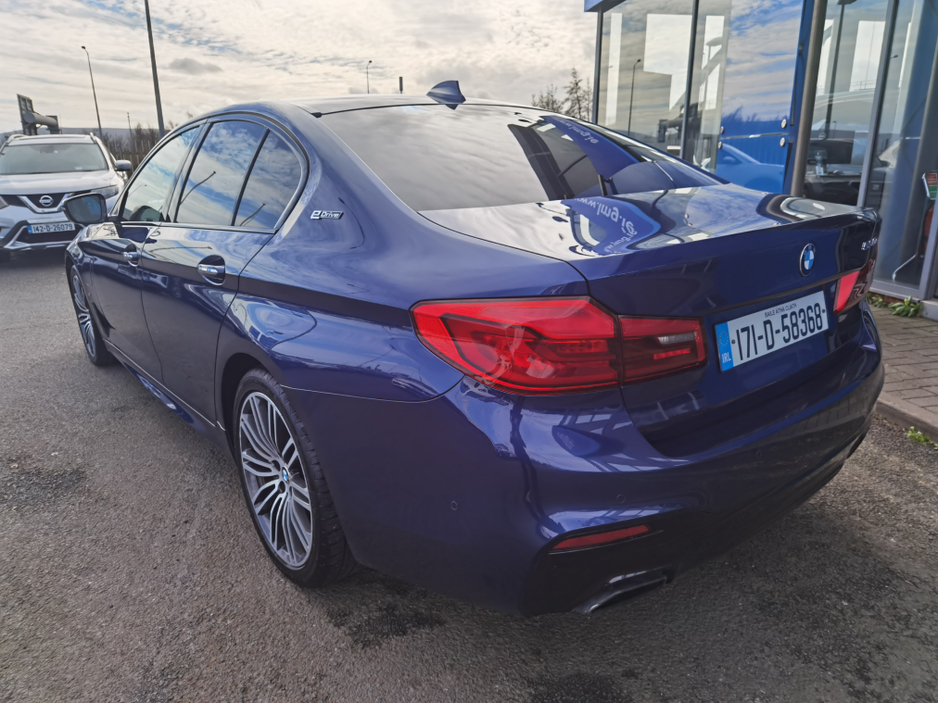 2017 BMW 5 Series - image 6