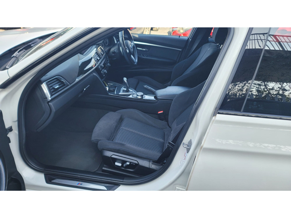 2018 BMW 3 Series - image 15