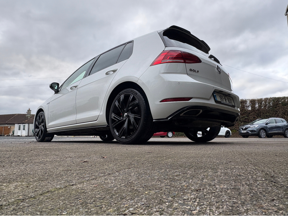 2019 Volkswagen Golf R-LINE 1.5 TSI MANUAL 6SPEED FWD 150HP 5DR €19,250