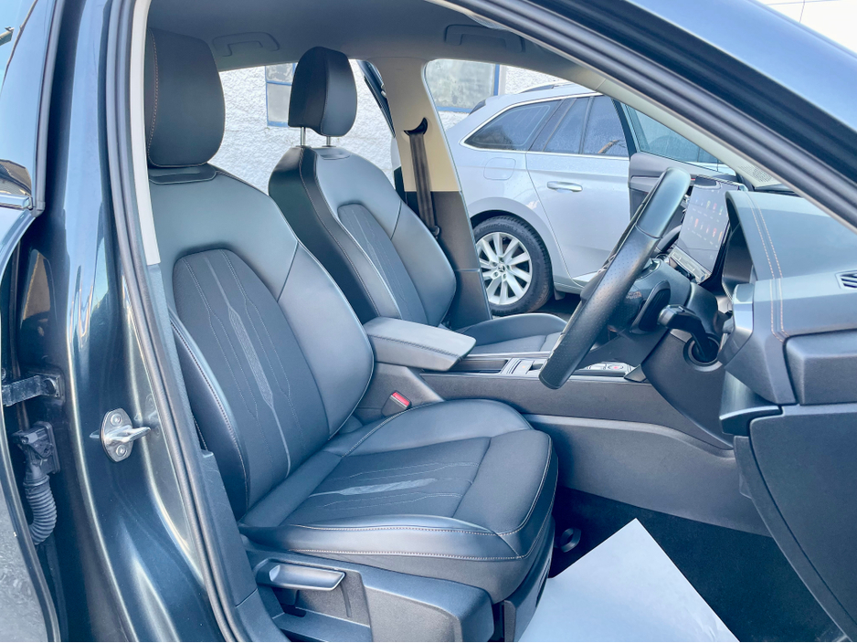 2023 Cupra Formentor - image 17