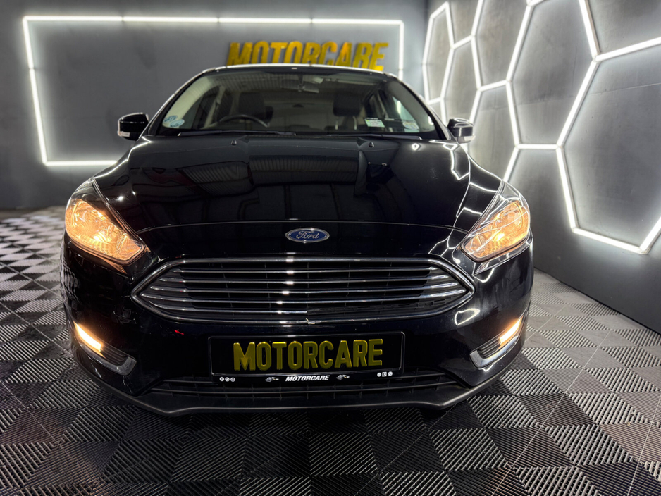 2017 Ford Focus - image 8