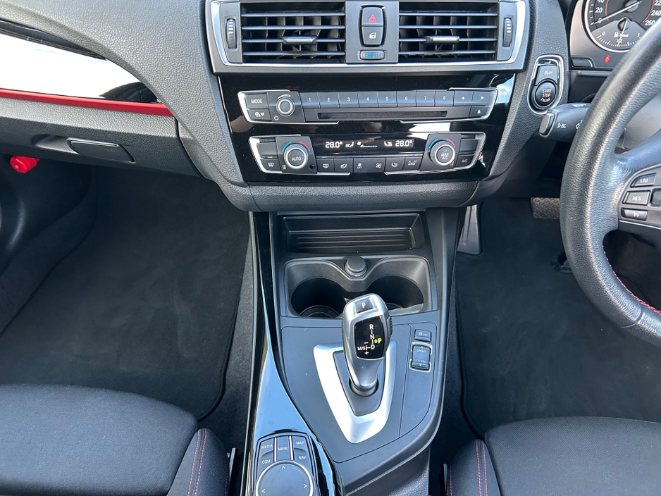 2017 BMW 1 Series - image 13