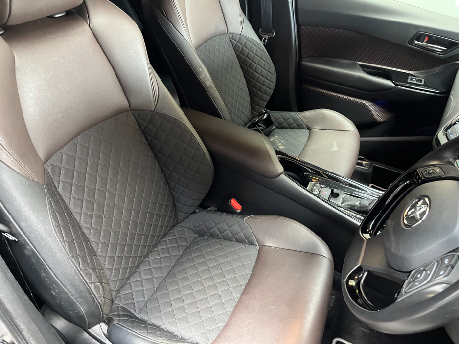 2018 Toyota C-HR - image 10