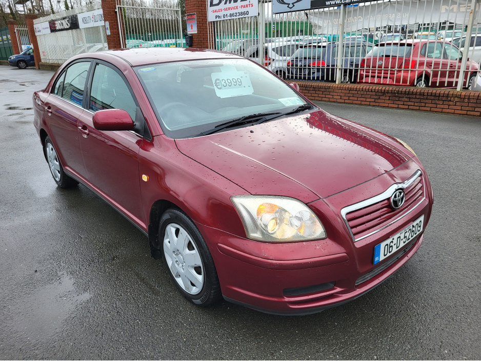 2006 Toyota Avensis - image 9