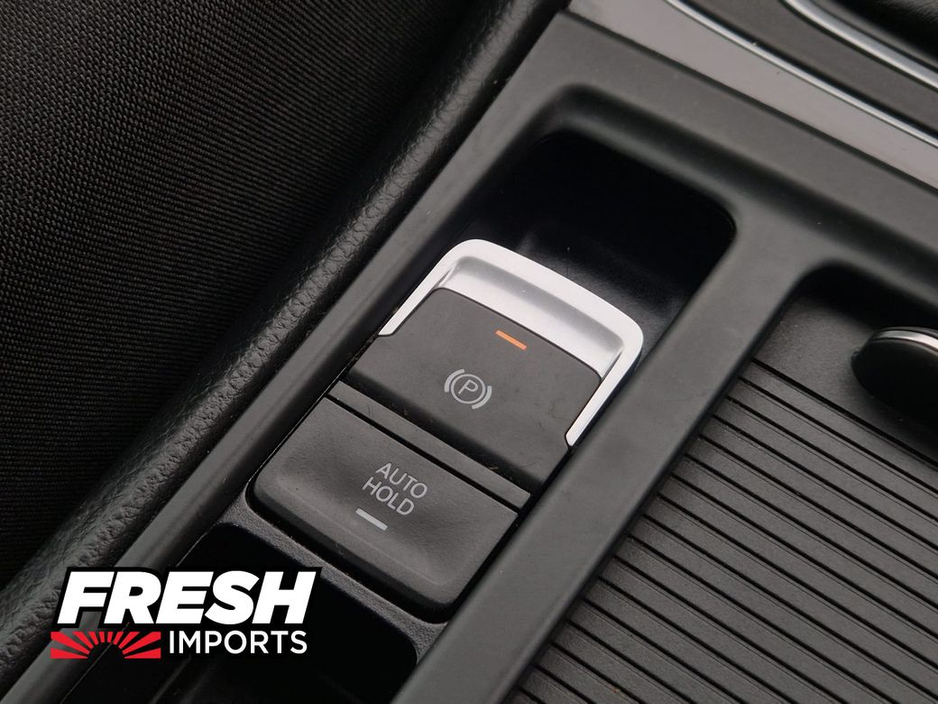 2016 Volkswagen Golf *TOP SPEC MODEL* €13,950