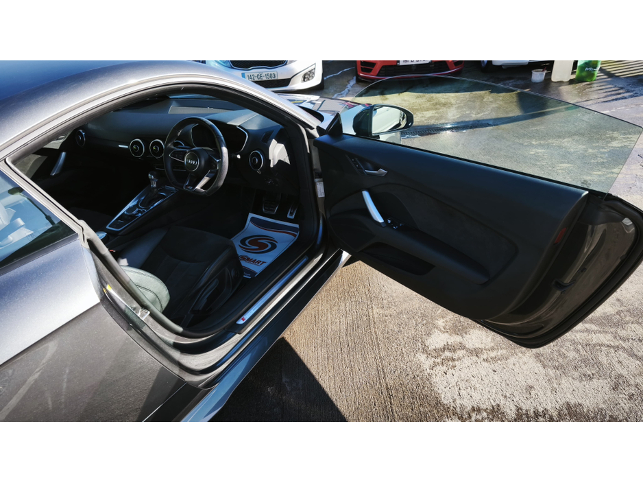 2016 Audi TT - image 10