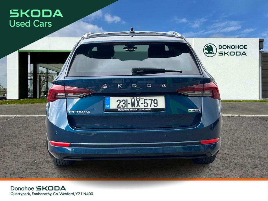 2023 Skoda Octavia - image 12