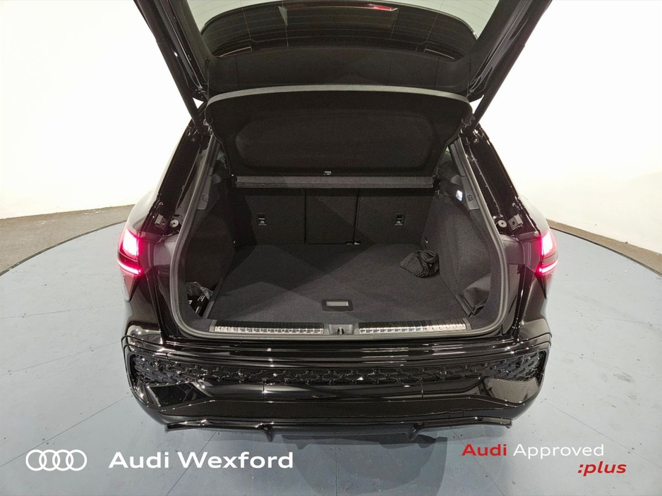 2026 Audi Q3 Audi Q3 SUV S-LINE TFSI 110 kW S tronic *NEW CAR AVAILABLE FOR IMMEDIATE DELIVERY* €69,275