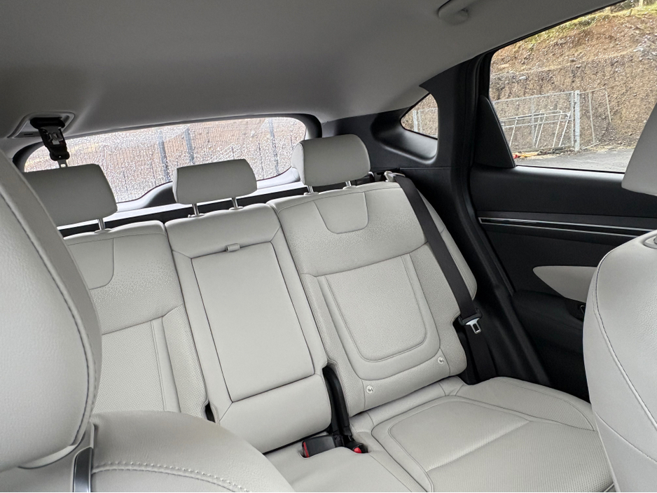 2021 Hyundai Tucson - image 18