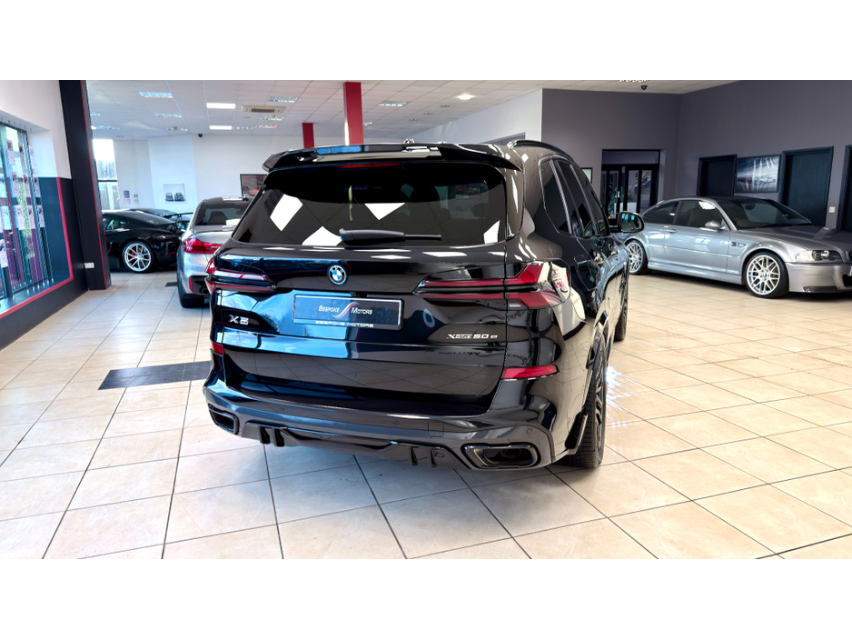 2024 BMW X5 XDRIVE50E M SPORT PRO €90,950