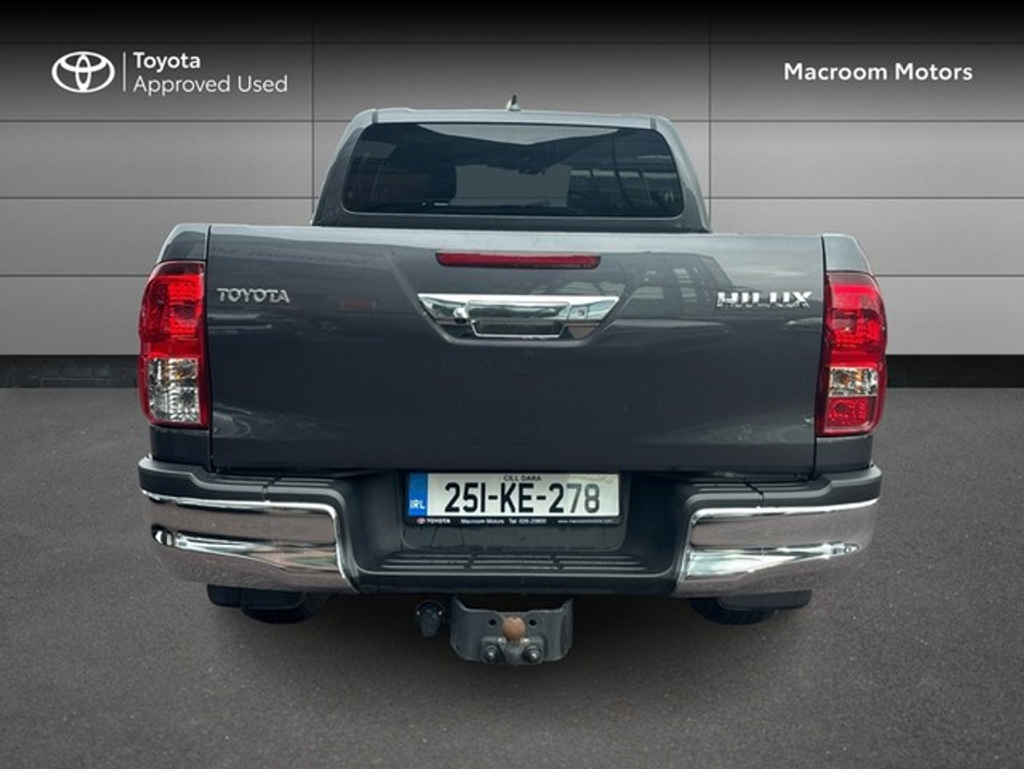 2025 Toyota Hilux FRESH SELECTION OF TRADE-INS HILUX 2.4 SR5 D/CAB AUTO €48,000