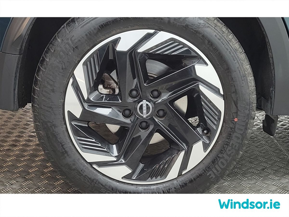 2025 Nissan Qashqai ePOWER QASHQAI SV PREMIUM €40,495