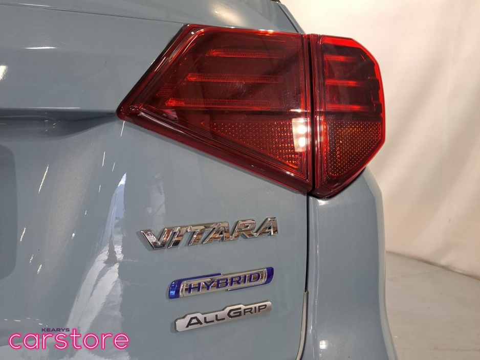 2022 Suzuki Vitara - image 20