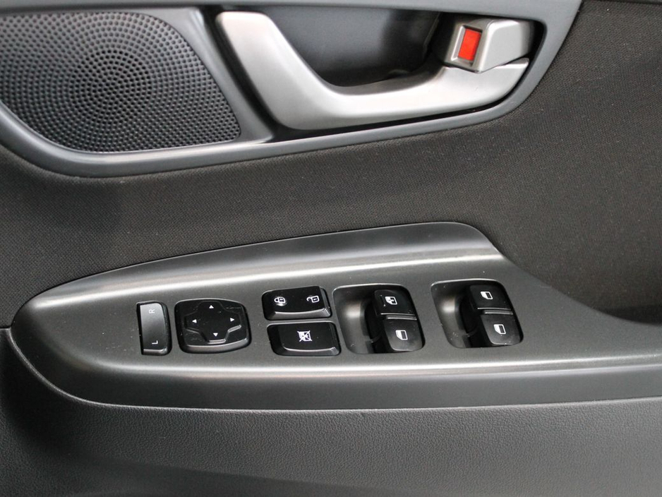 2019 Hyundai Kona - image 27